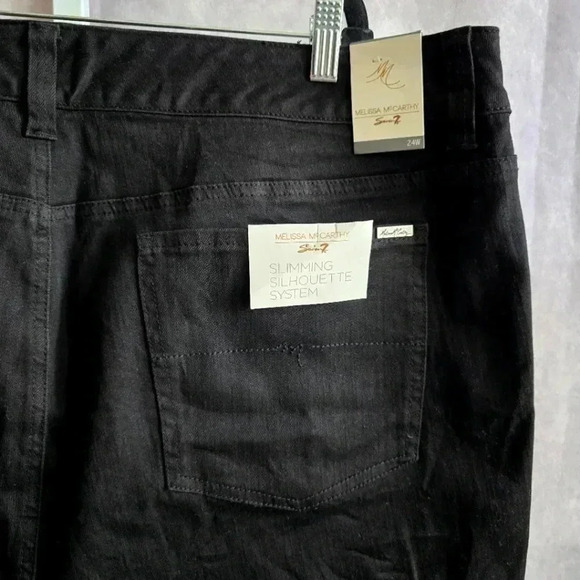 Lane Bryant Melissa McCarthy Seven Black Shorts NWT Plus 24W - Picture 6 of 6